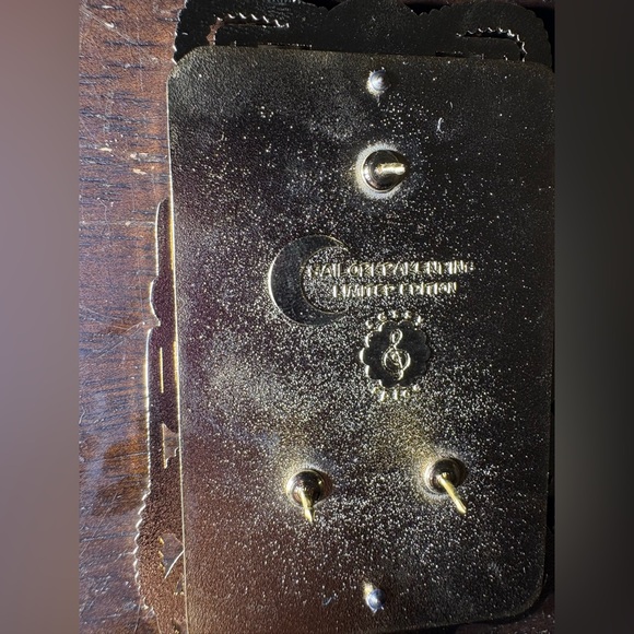 Sailor Saturn Pin- Chaos Queen Mistress - Picture 4 of 4